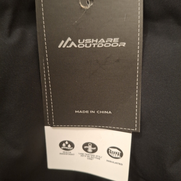 Ushare Outdoor XXL Men's Black insulated/water resistant Hooded Puffer Coat - Picture 3 of 11